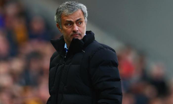 Jose Mourinho说切尔西值得顶级联赛，但问题标题警告