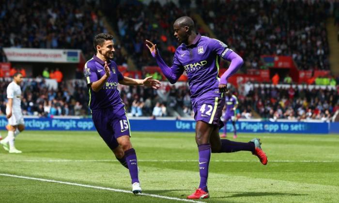 Swansea 2-4曼城：Yaya Toure Double Boosts Blues的第二名希望