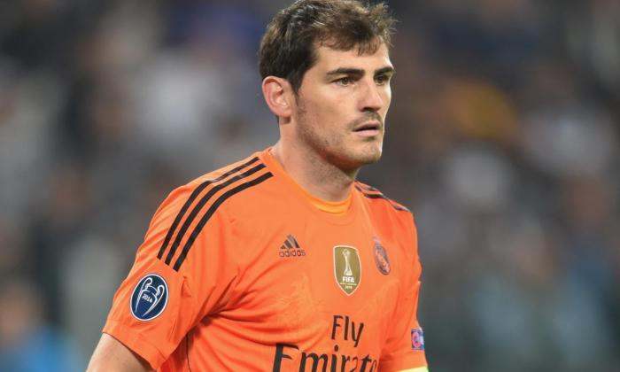 皇家马德里船长Casillas设置为Snub Arsenal Switch