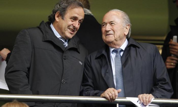FIFA Scandal：Sepp Blatter拒绝了“厌恶”Michel Platini的要求辞职为总统