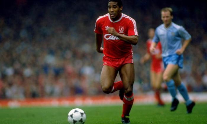 经典转移：利物浦签署最狡猾的英格兰Winger John Barnes