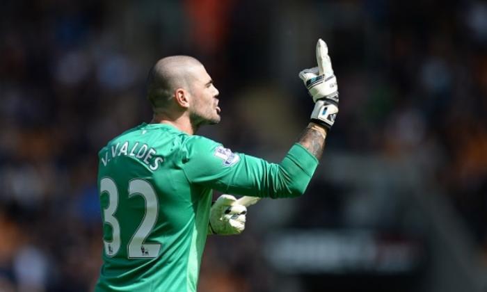 Victor Valdes Targets Manchester United Tree One Spot Ast Barcelona Star Spubs La Liga Returns