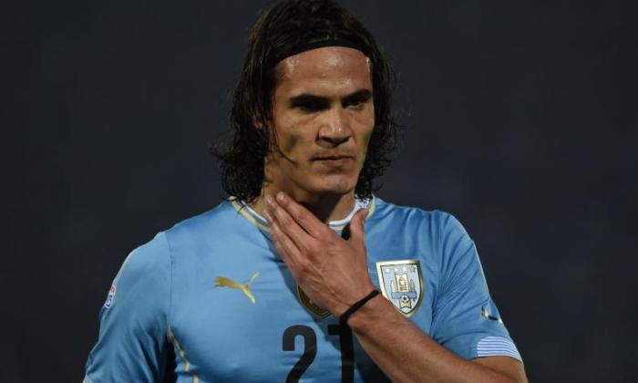 Edinson Cavani是曼联的“鼎盛的目标”取代Robin Van Persie，Talksport告诉