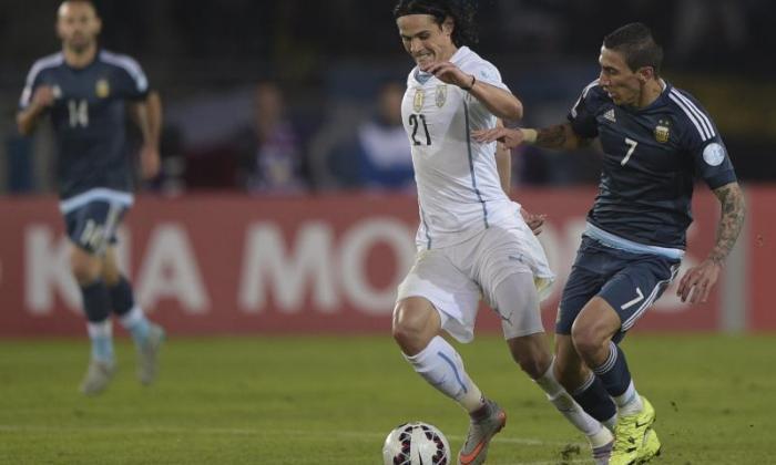 专家视图 -  PSG不会让Edinson Cavani加入曼彻斯特联队，但Angel Di Maria可以搬到巴黎