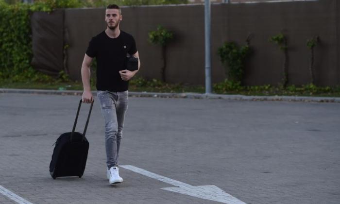 皇家马德里凭借失败的De Gea Transfer，签署1500万欧元的曼德里举行的男人告诉谈判体