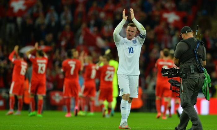 彼得克劳奇向英格兰的“世界级”纪录 - 断路器Wayne Rooney表示敬意