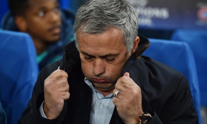 “他将从这个中更强大” -  Gianfranco Zola Backs Unit-Fire Chelsea Boss Jose Mourinho
