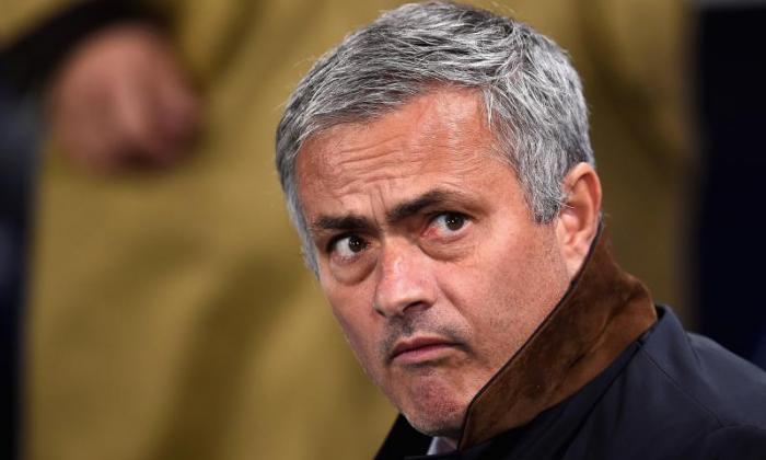 Chelsea Boss Jose Mourinho因暂停暂停体育场​​禁令而失败