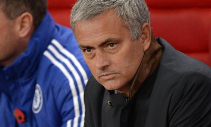 Jose Mourinho被切尔西解雇后，在灾难性的赛季开始后被切尔西队解雇