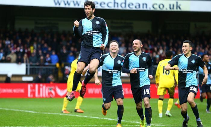 Wycombe 1-1 Aston Villa：联盟两方在别墅公园赚取重播