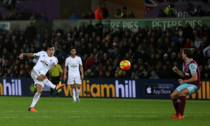 Swansea 0-0西火腿：Managerless Swans未能冒险，留在圣诞节的底部