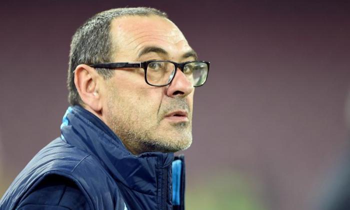 Napoli Boss Maurizio Sarri递给了两场禁令的“高度侮辱”评论，对Inter Milan的Roberto Mancini