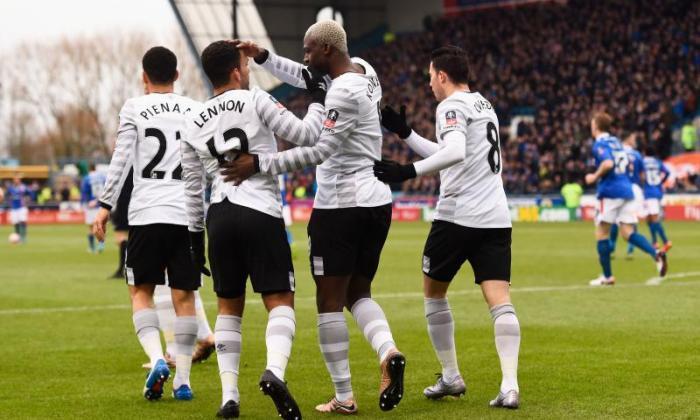 Carlisle United 0-3埃弗顿：Kone，Lennon和Barkley将太妃糖燃烧到Fa杯的第五轮