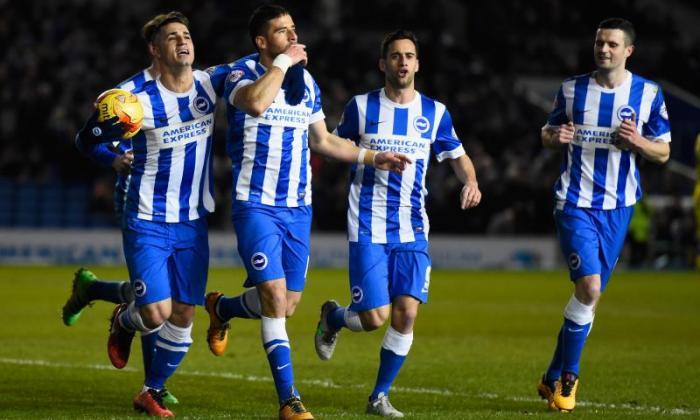 锦标赛：Brighton 4-0利兹 -  Tomer Seled Simed Spors两次闪电图