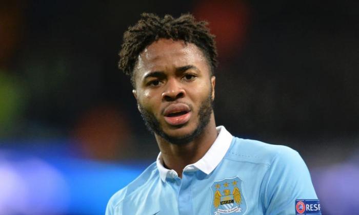 '你是犹大！'  - 曼彻斯特市联盟杯最后胜利后由利物浦粉丝面对的Raheem Sterling