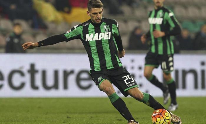 国际米兰竞争对手托特纳姆在赛中签署Sassuolo Striker Domenico Berardi