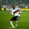 西火腿表竞标Besiktas Midfielder Atiba Hutchinson