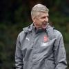 Arsene Wenger完全专注于阿森纳，但承认他未来向英格兰开放