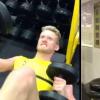 视频：Borussia Dortmund Stars参加了人体模特挑战