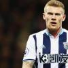 West Brom FC新闻：詹姆斯麦克斯莱恩签署了新的和改进的合同