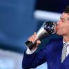 罗纳尔多vs messi：看看他们在2016年最好的FIFA男子球员奖中投票给了谁