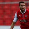 FA Ban Rotherham Defender Kirk Broadfoot为口头滥用James McClean的十场比赛