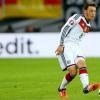 视频：观看Mesut Ozil的辉煌男人，为德国反对格鲁吉亚